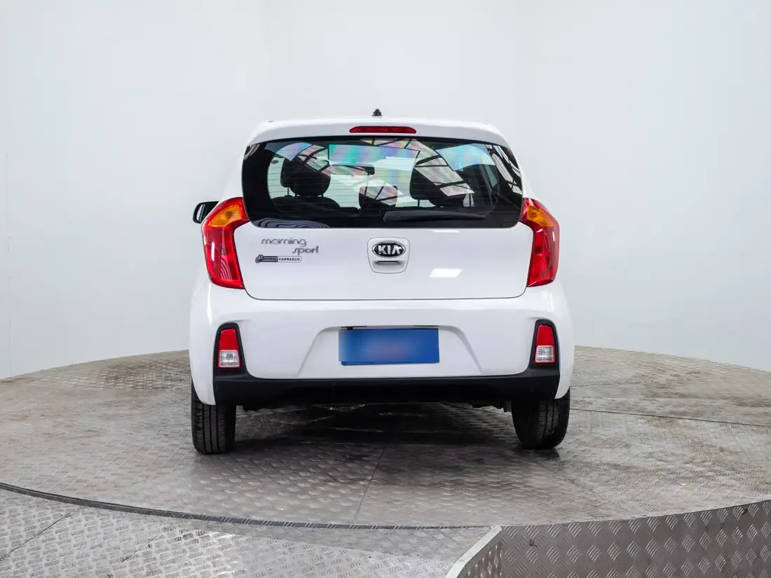 Kia Morning 1.2 Ex Sport 4x2 Hb Mt 5p año 2017