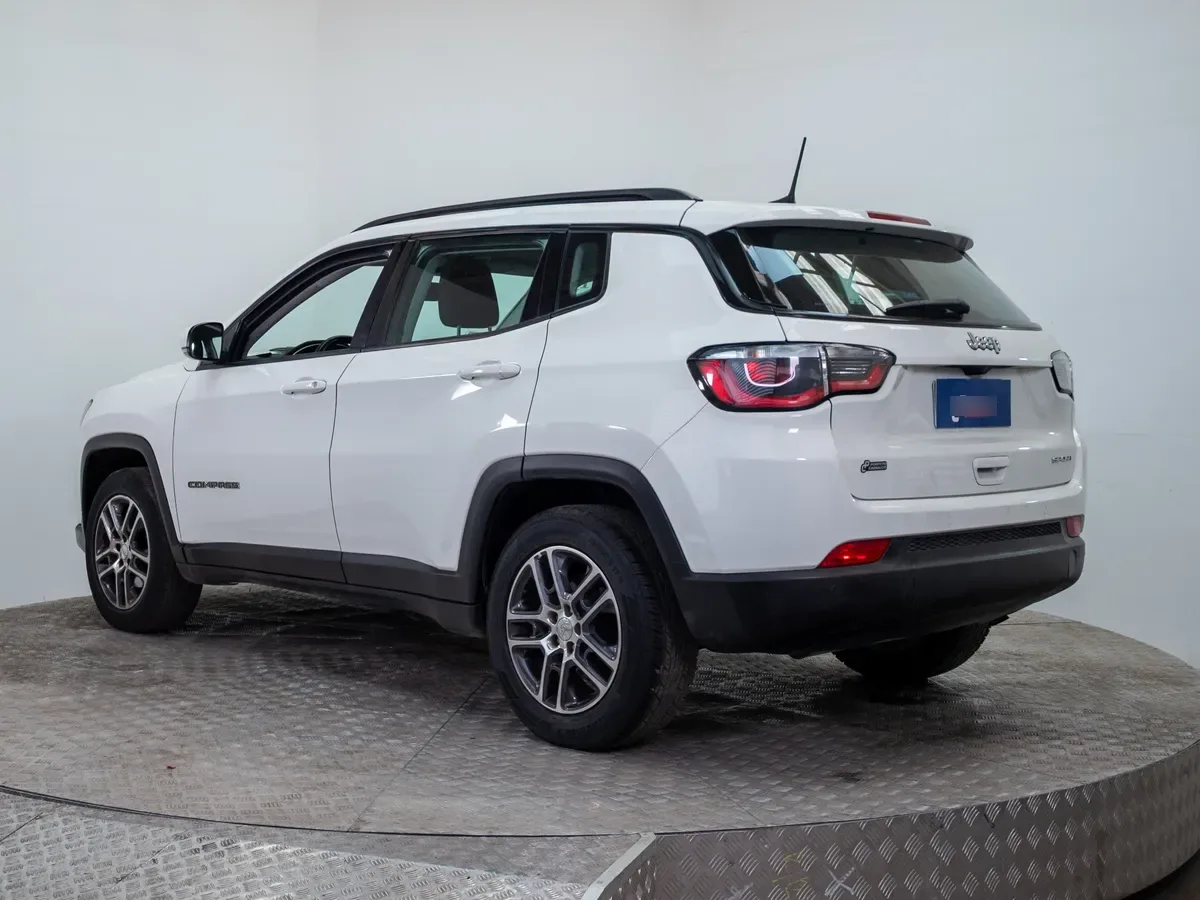 Jeep Compass Compass Sport 2.4 Mt año 2021