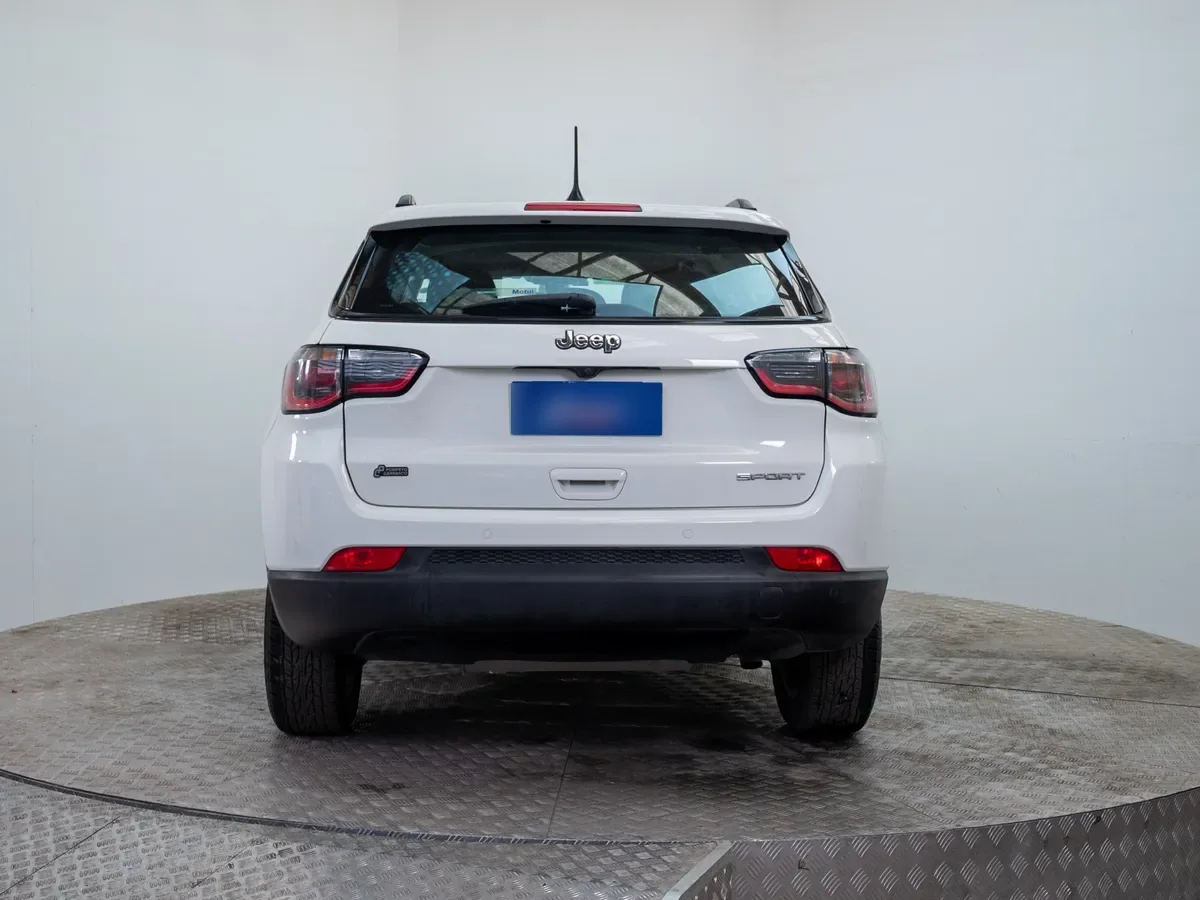 Jeep Compass Compass Sport 2.4 Mt año 2021
