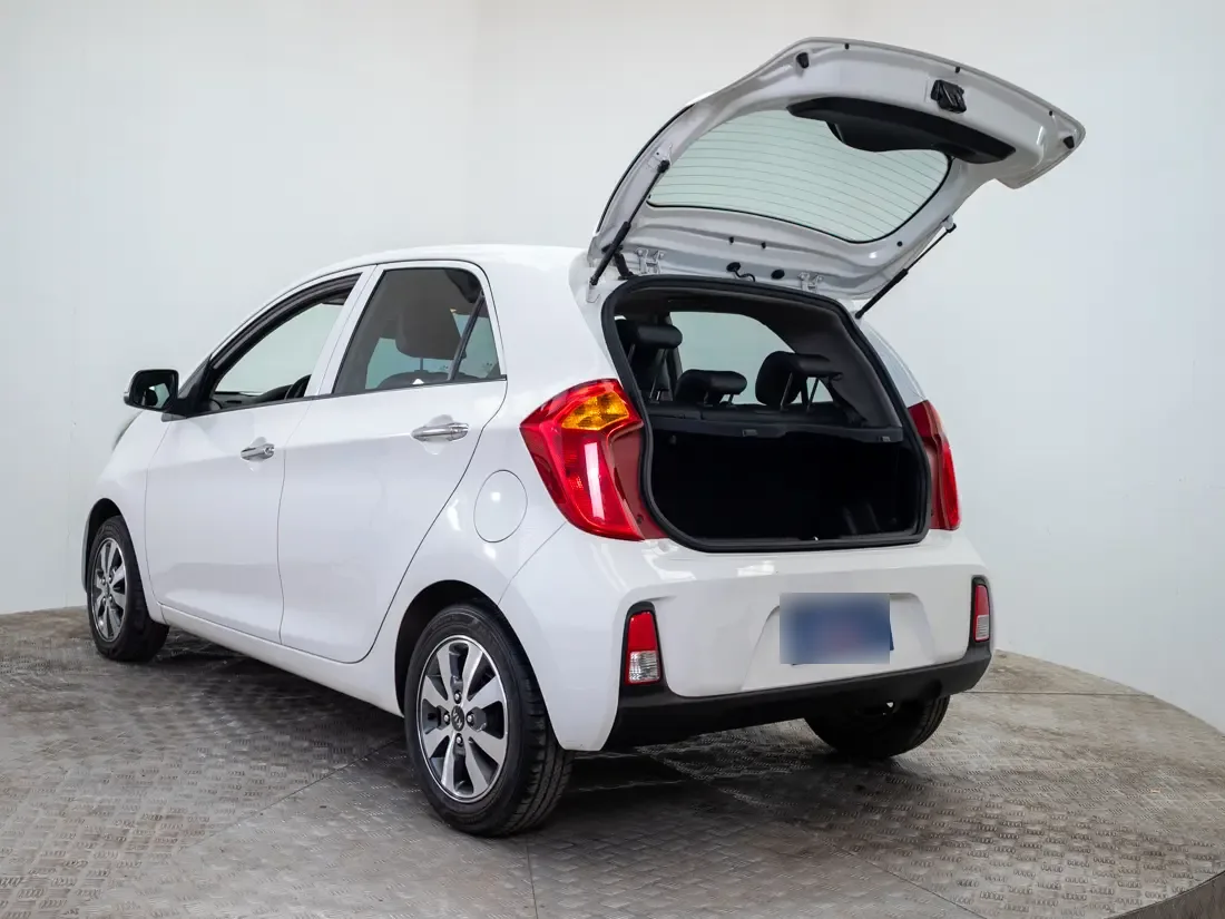 Kia Morning 1.2 Ex Sport 4x2 Hb Mt 5p año 2017