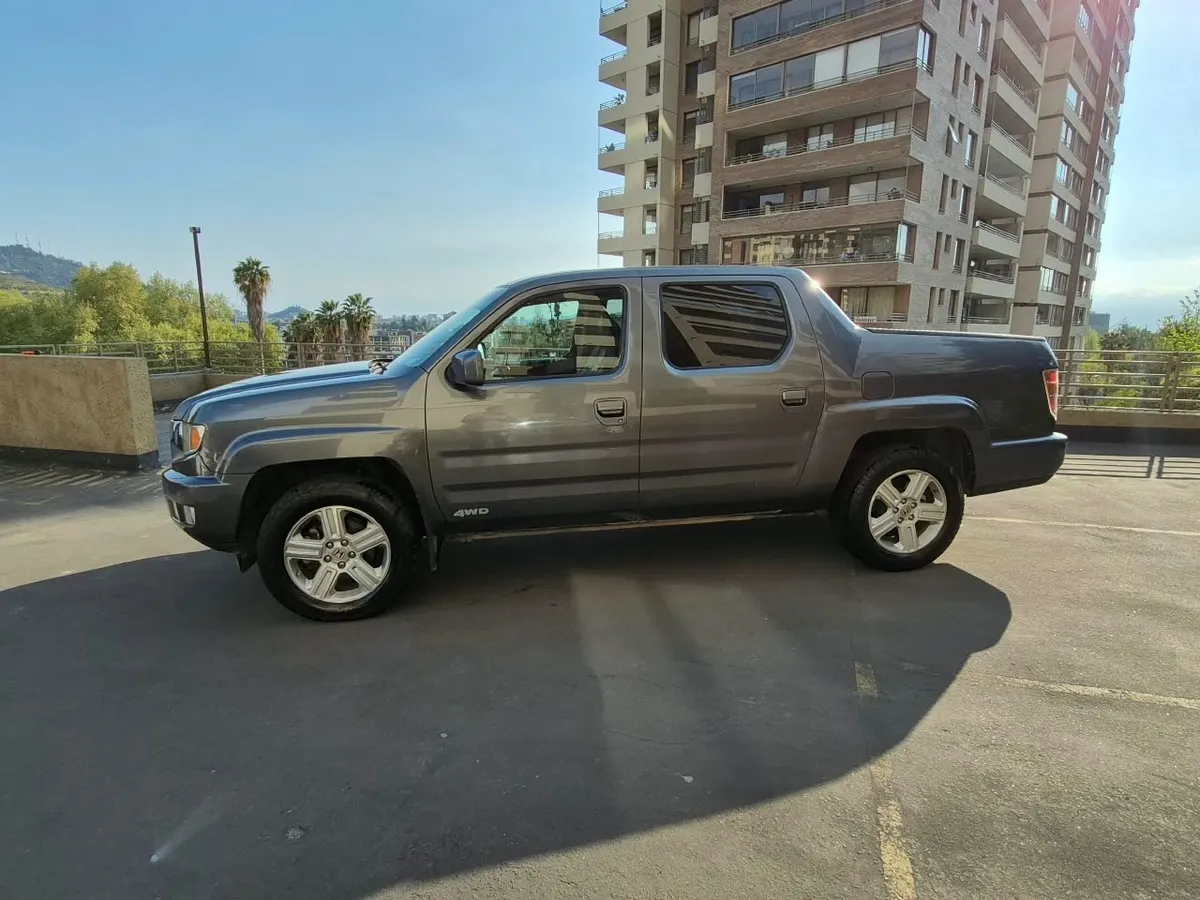 HONDA RIDGELINE 3.5 Rtl At 4x4 año 2013