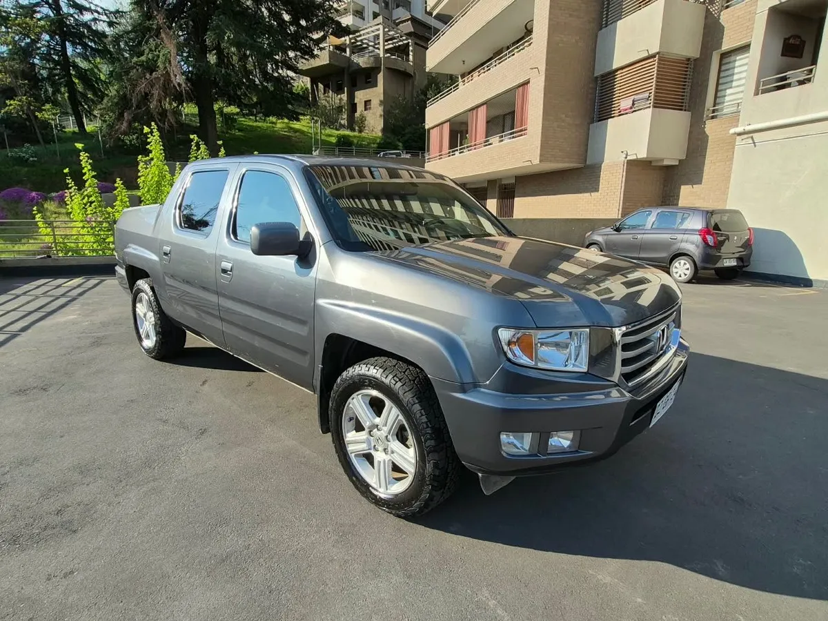 HONDA RIDGELINE 3.5 Rtl At 4x4 año 2013