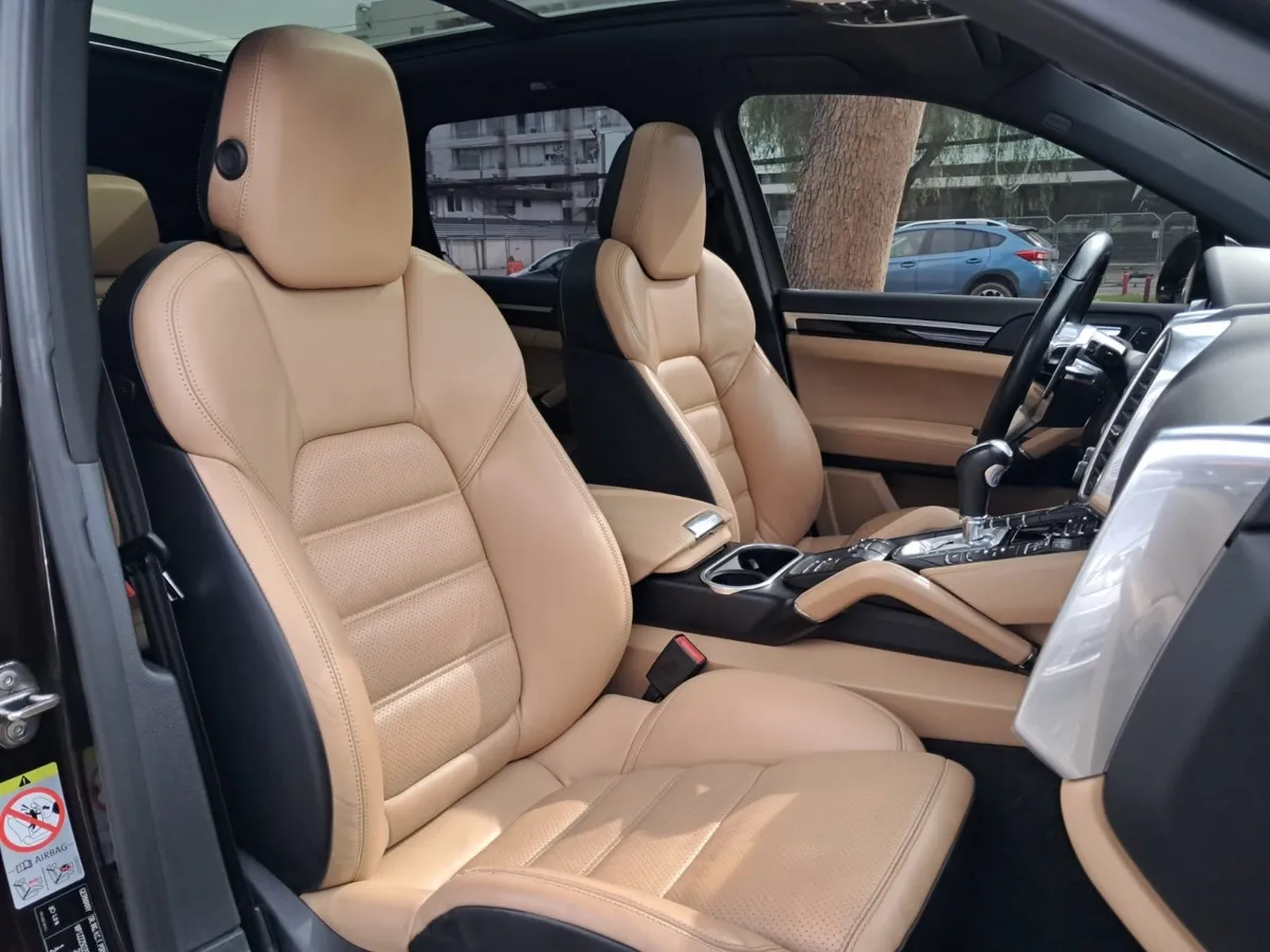 PORSCHE CAYENNE 3.6 V6 E2 Ii At 4x4 año 2016