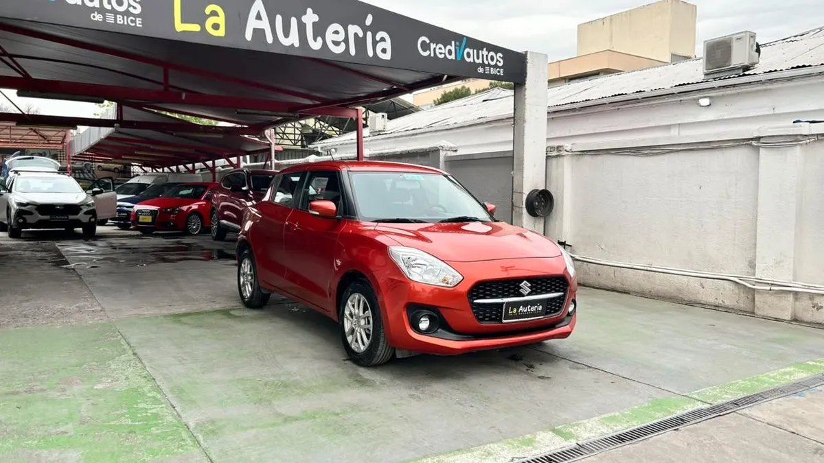 Suzuki Swift Gls 4x2 1.2 Mt Hb 5p año 2024