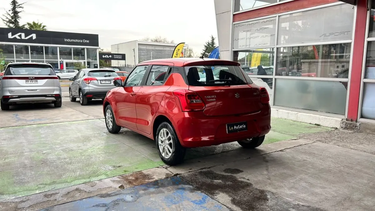 Suzuki Swift Gls 4x2 1.2 Mt Hb 5p año 2024