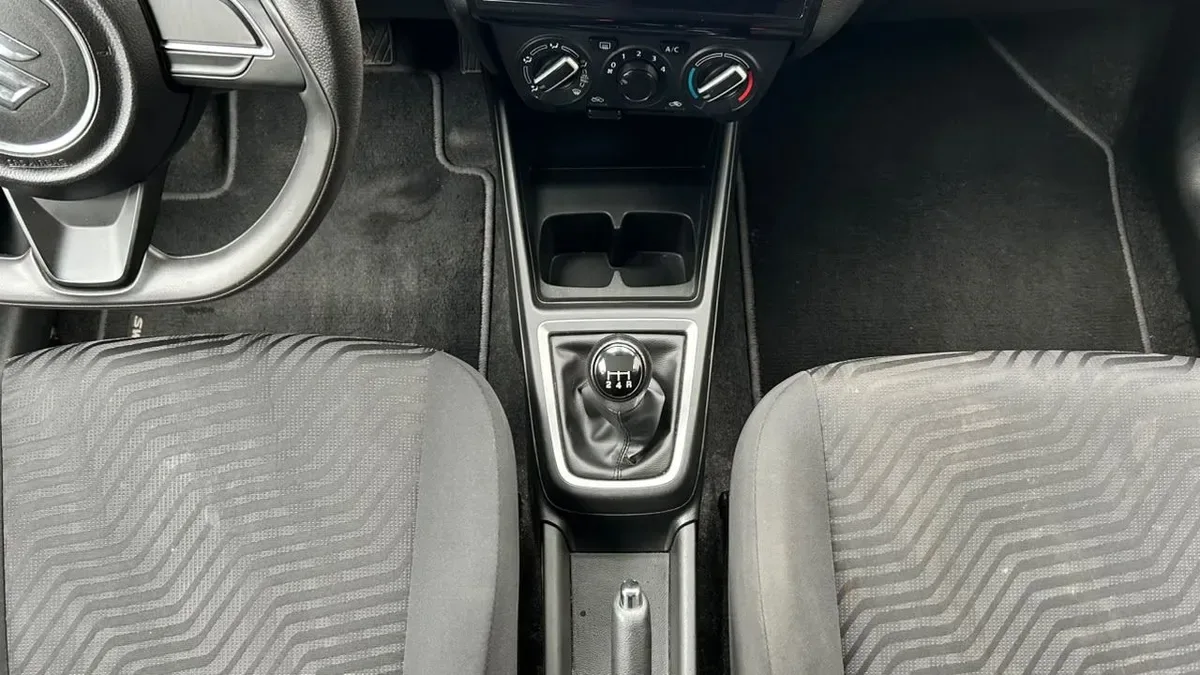 Suzuki Swift Gls 4x2 1.2 Mt Hb 5p año 2024