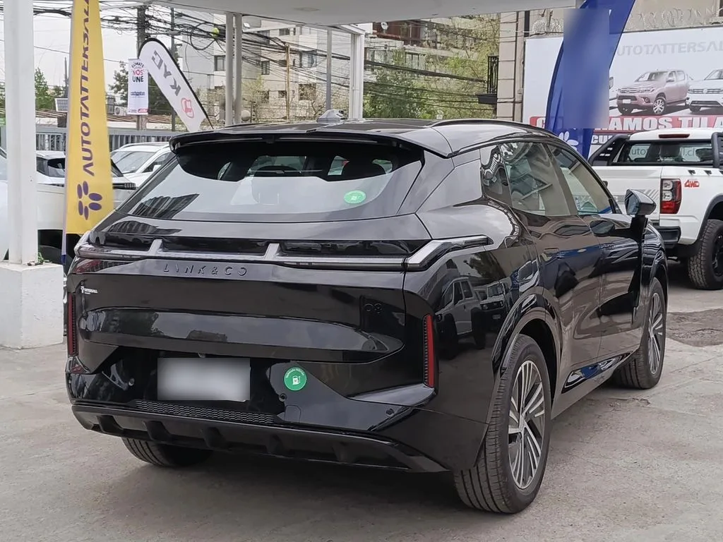 Lynk&Co 08 Phev Halo año 2027