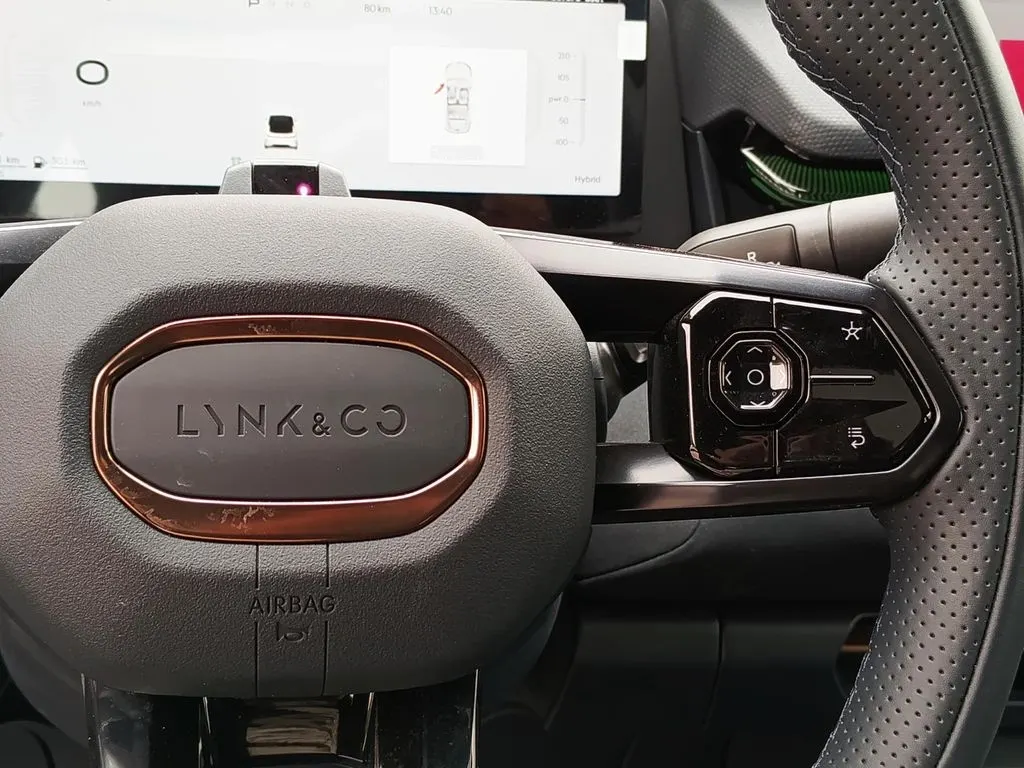 Lynk&Co 08 Phev Halo año 2027