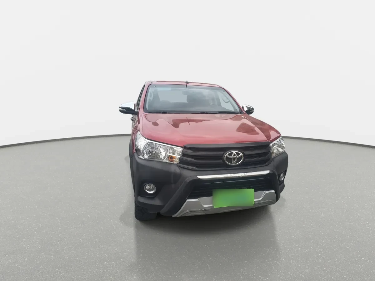 Toyota Hilux 2.4 Dx Diesel 4x4 Dob. Cab. 7ab Mt 4p año 2023