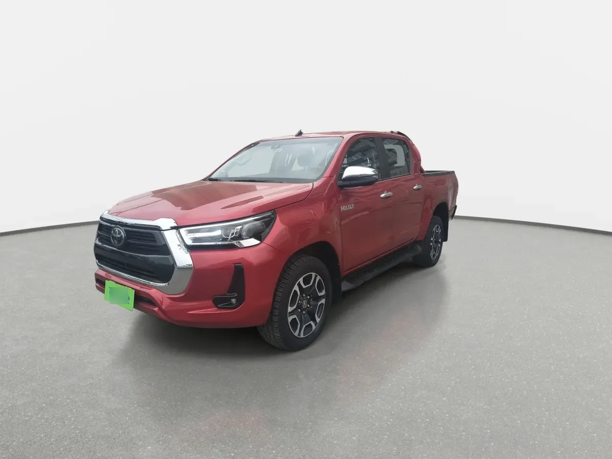 Toyota Hilux 2.8 Srv Diesel 4x4 Dob. Cab. At 4p año 2024