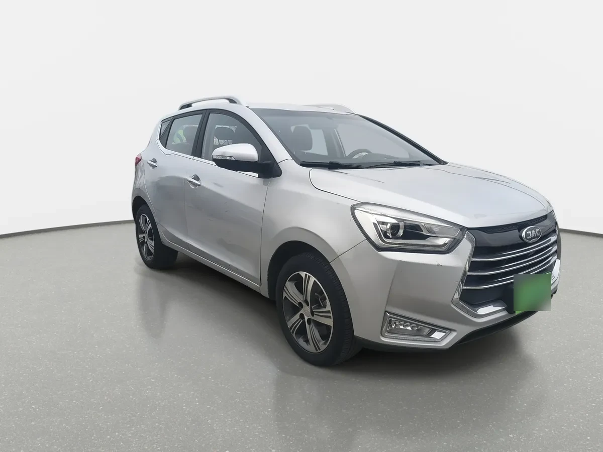 JAC Js2 1.5 Luxury 4x2 Cvt At 5p año 2025