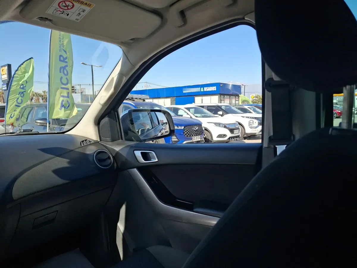 Mazda Bt-50 3.2 Sdx High Dob. Cab. Diesel 4x4 6at 4p año 2022