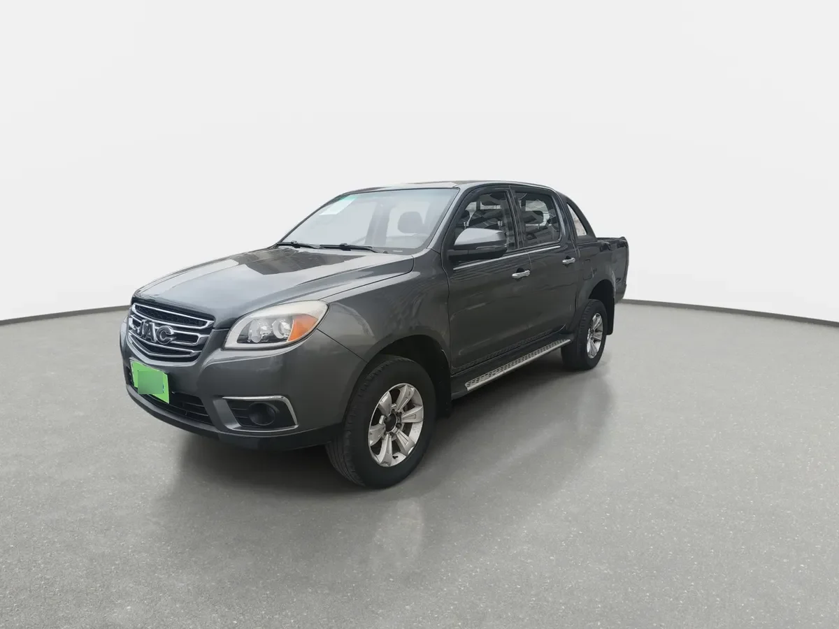 JAC T6 2.0 Comfort Diesel Dob. Cab. 4x2 Mt 4p año 2023