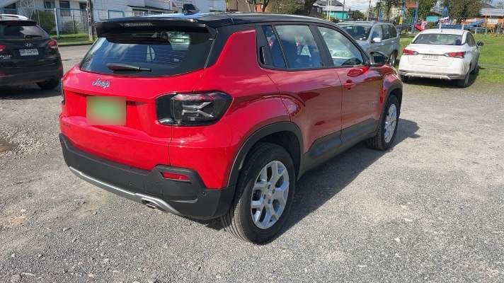 Jeep Avenger 1.2t Altitude 2wd Mt 5p año 2026
