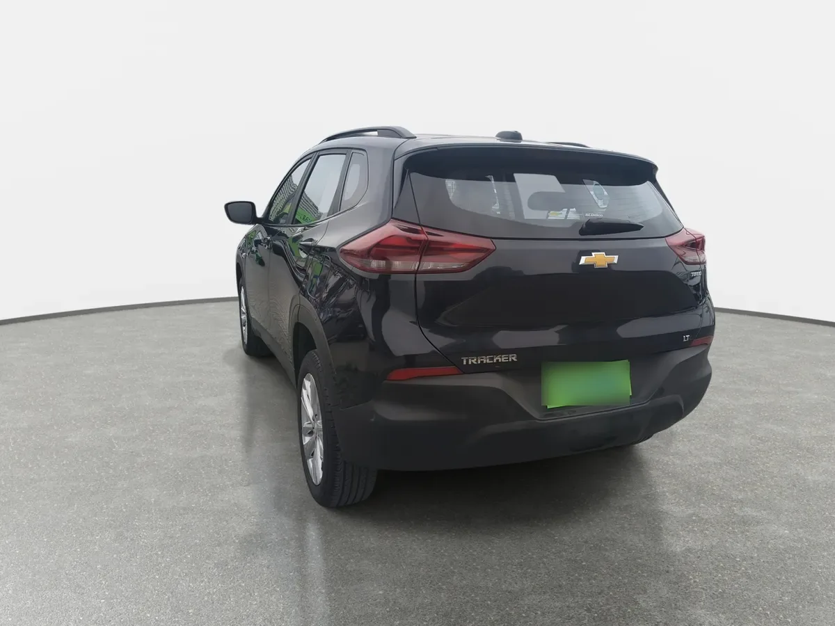 Chevrolet Tracker 1.2t Ltz Fwd Mt 5p año 2022