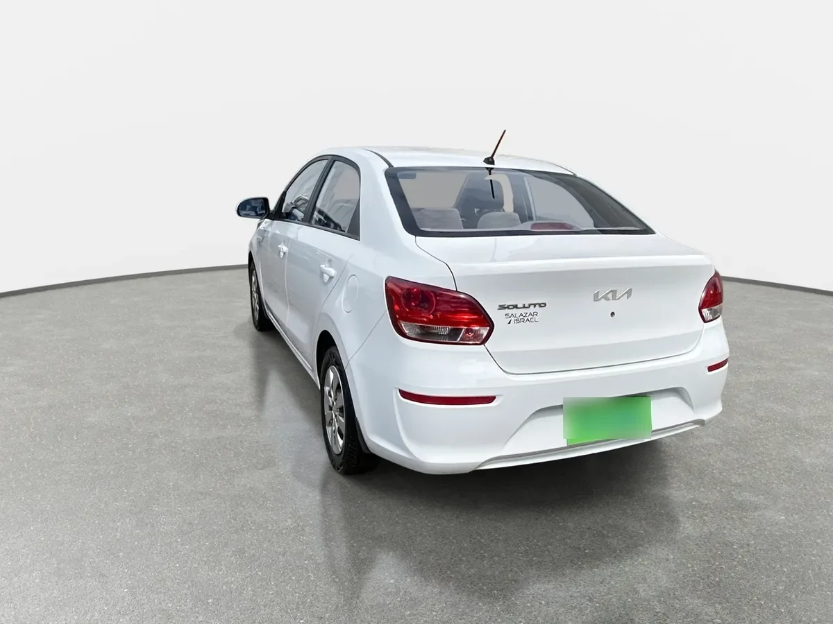 Kia Soluto 1.4 Lx 4x2 Mt 4p año 2022