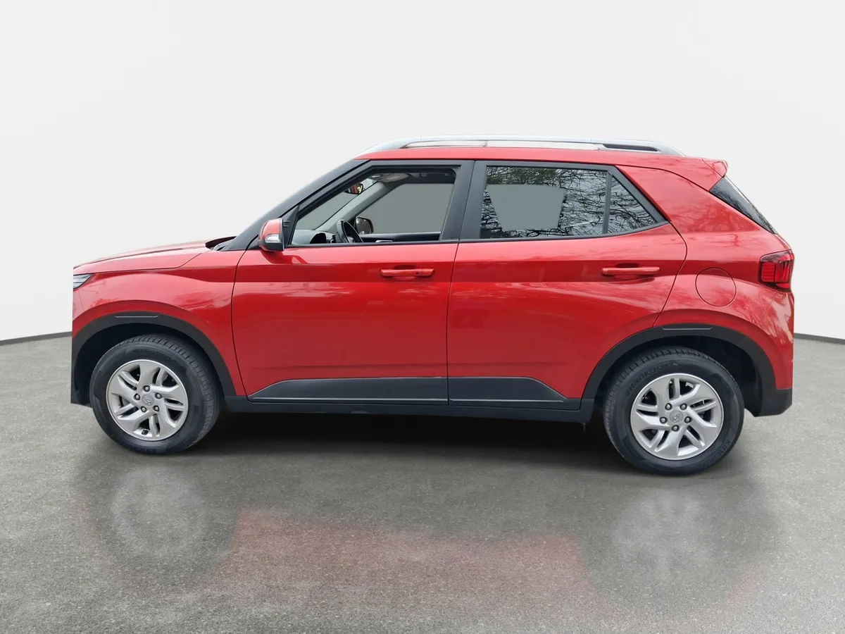 Hyundai Venue 1.6 Qx Value 4x2 Mt 5p año 2020