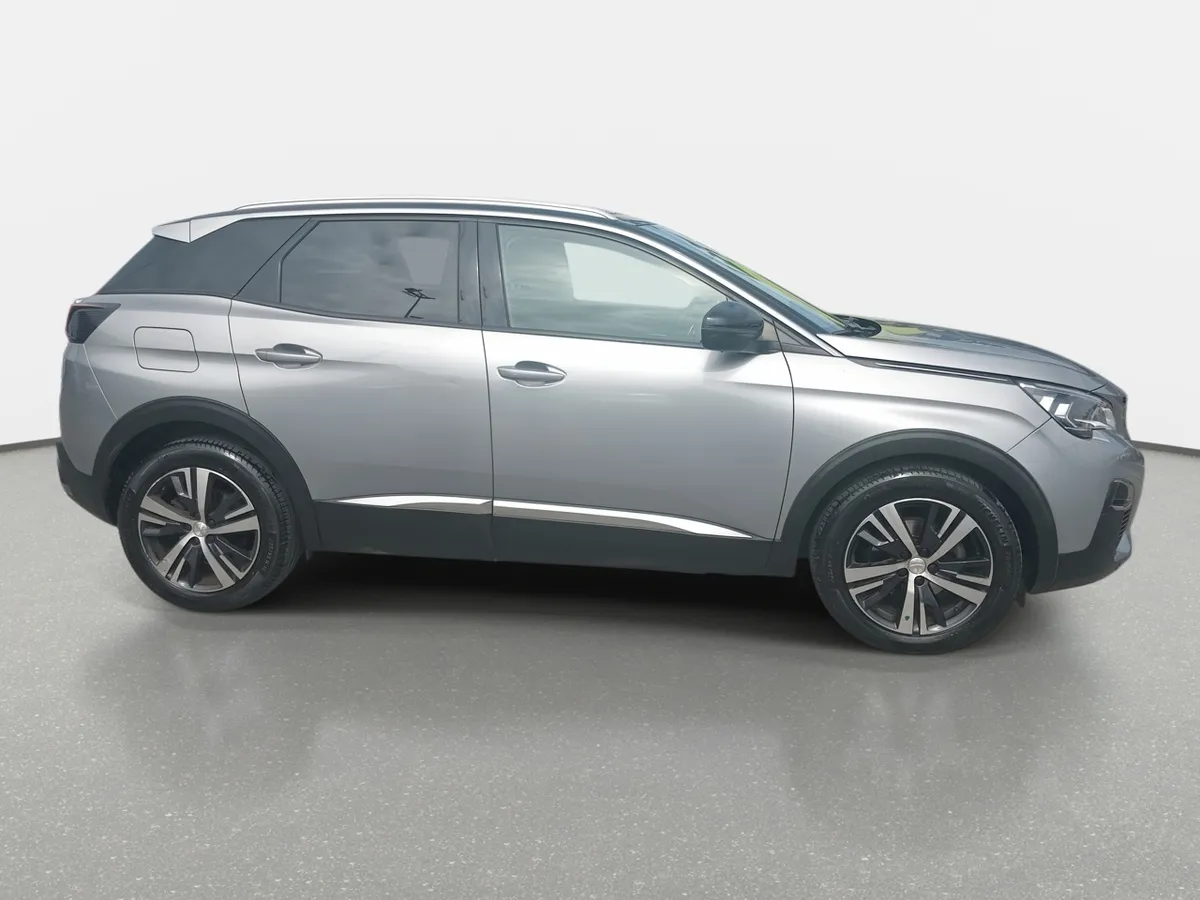 Peugeot 3008 1.5 Allure Bluehdi 4x2 130 Eat8 5p año 2020