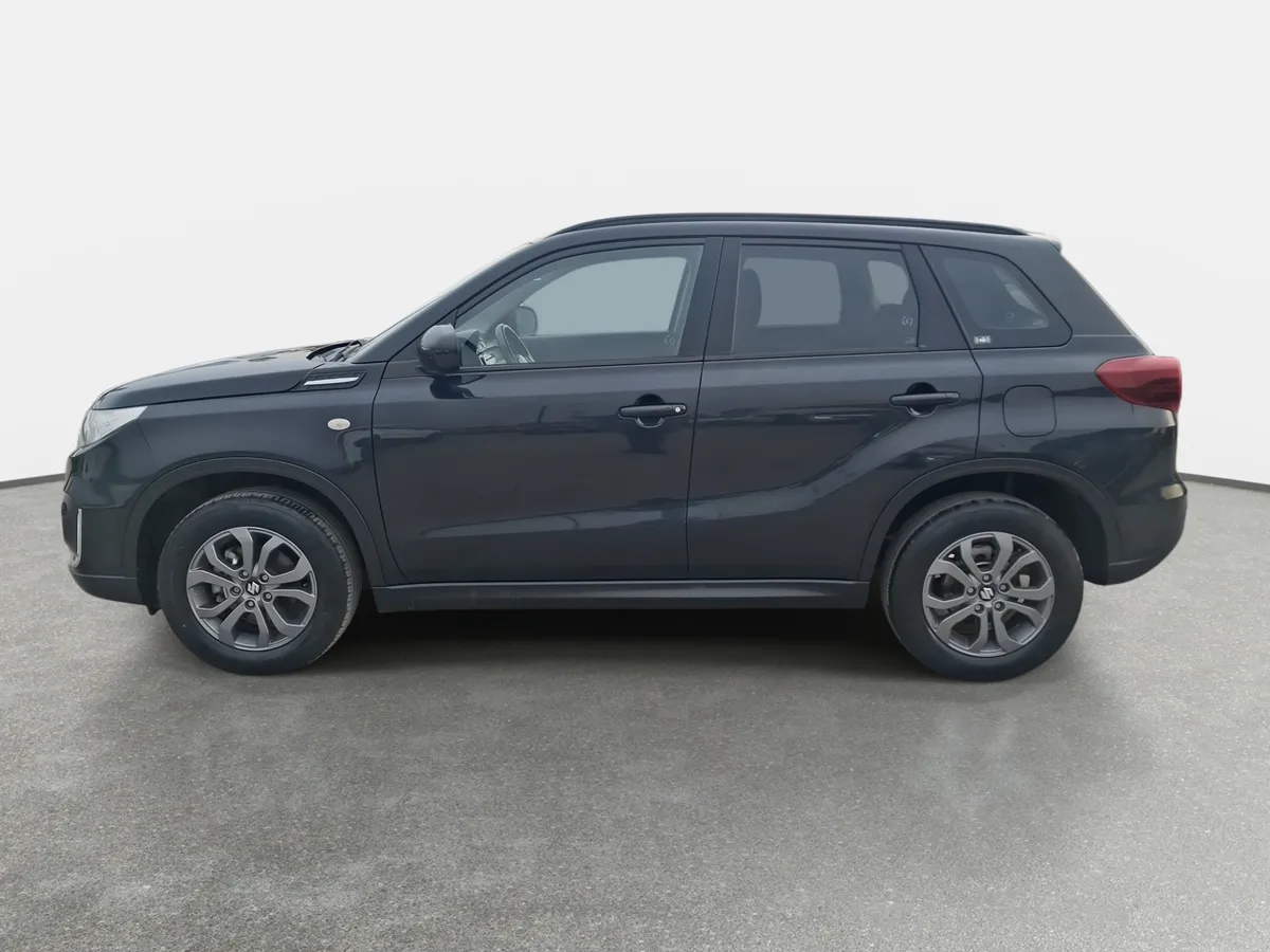Suzuki Vitara 1.6 Glx 2wd Mt 5p año 2023