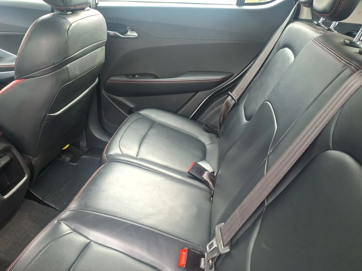 Chevrolet Groove 1.5 Premier 4x2 Mt 5p año 2023