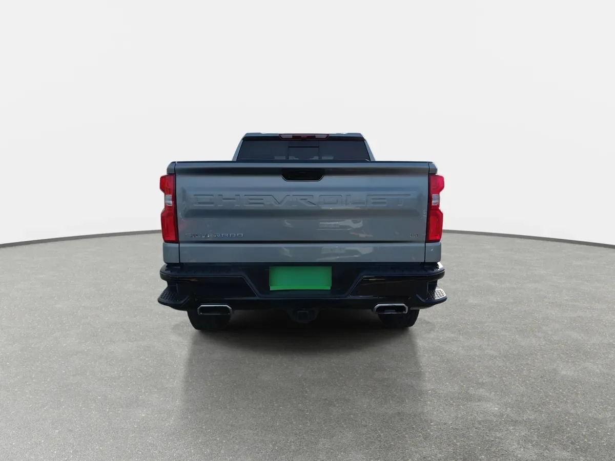 Chevrolet Silverado 5.3 Lt Trail Boss Z71 4x4 At 4p año 2026