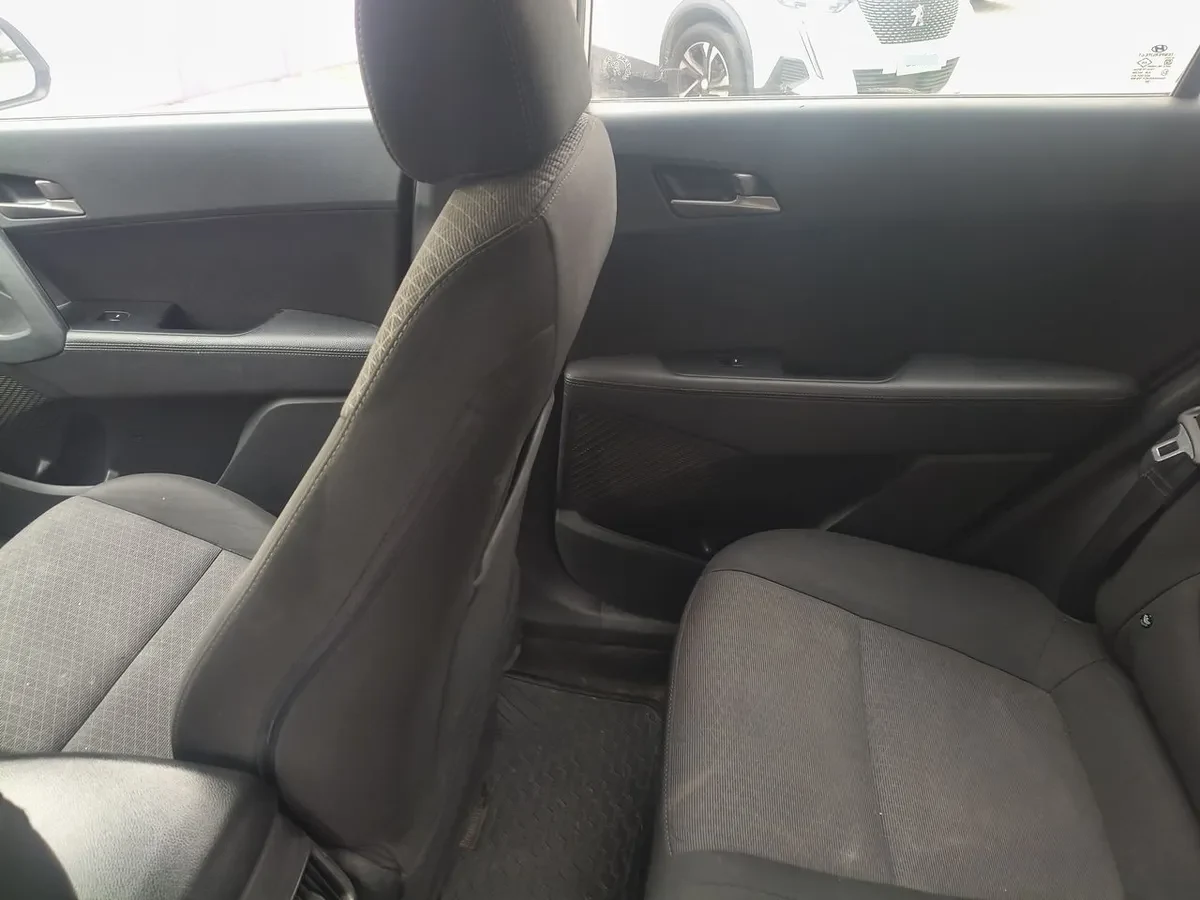Hyundai Creta 1.6 Gls 4x2 Abs 2ab Mt 5p año 2017