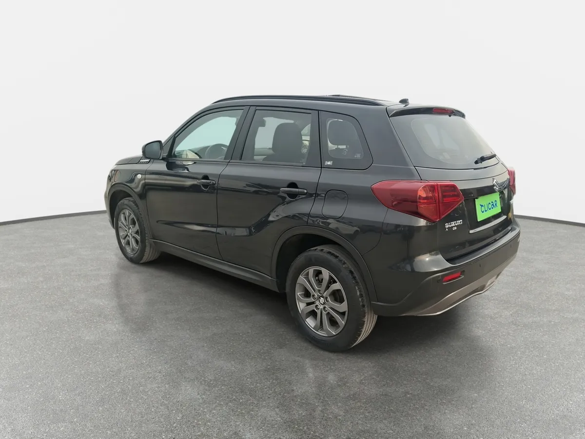 Suzuki Vitara 1.6 Glx 2wd Mt 5p año 2023