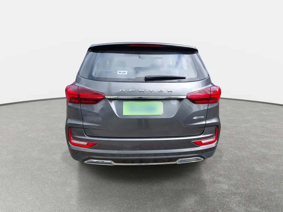 Ssangyong Rexton 2.0t Lx Awd 6ab 6at 5p año 2023
