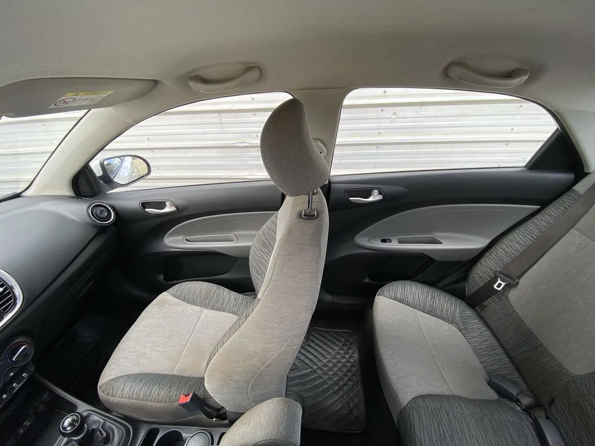 Kia Soluto 1.4 Lx 4x2 Mt 4p año 2022