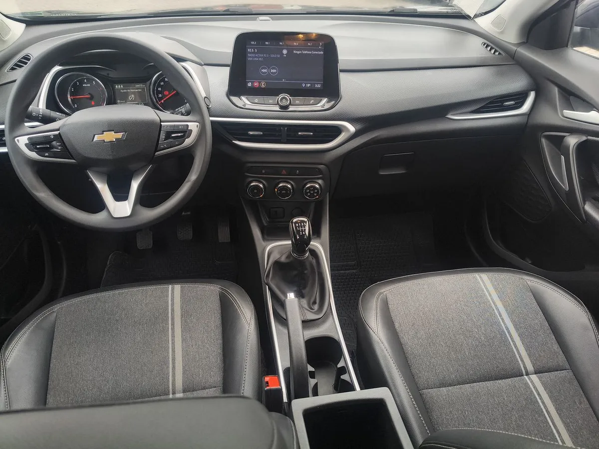 Chevrolet Tracker 1.2t Ltz Fwd Mt 5p año 2022