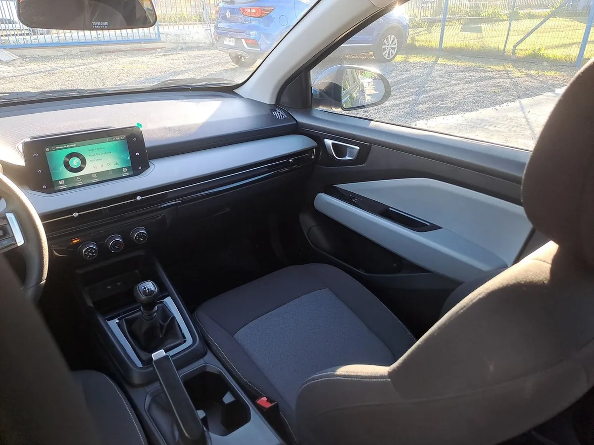 Chevrolet Sail 1.5 Ltz R 4x2 Hb Mt 5p año 2024