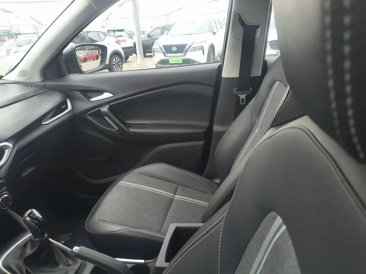 Chevrolet Tracker 1.2t Ltz Fwd Mt 5p año 2022