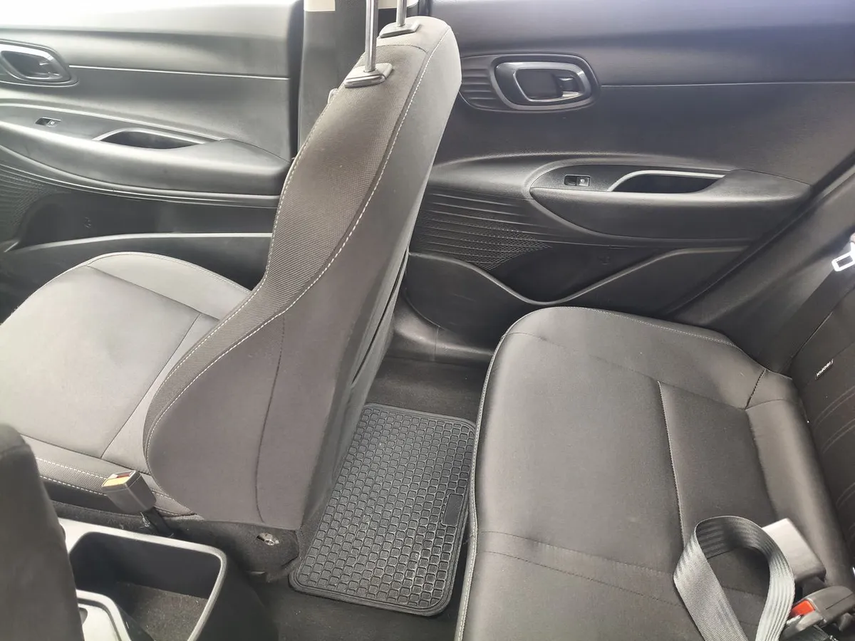 Hyundai I20 1.4 Value Bi3 4x2 Hb Mt 5p año 2022