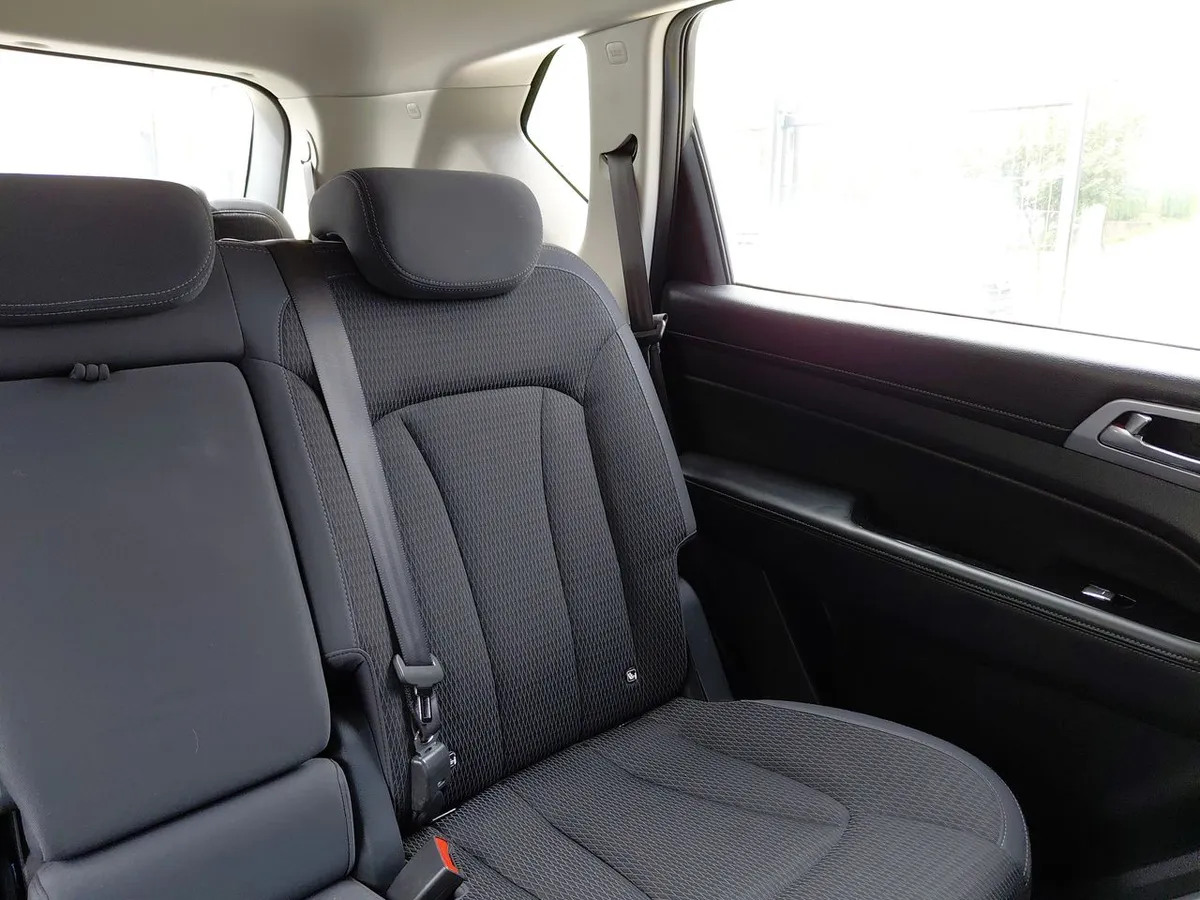 Ssangyong Rexton 2.0t Lx Awd 6ab 6at 5p año 2023