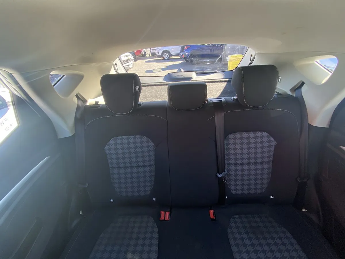 MG Mg Zs 1.5 Std 4x2 Mt 5p año 2024