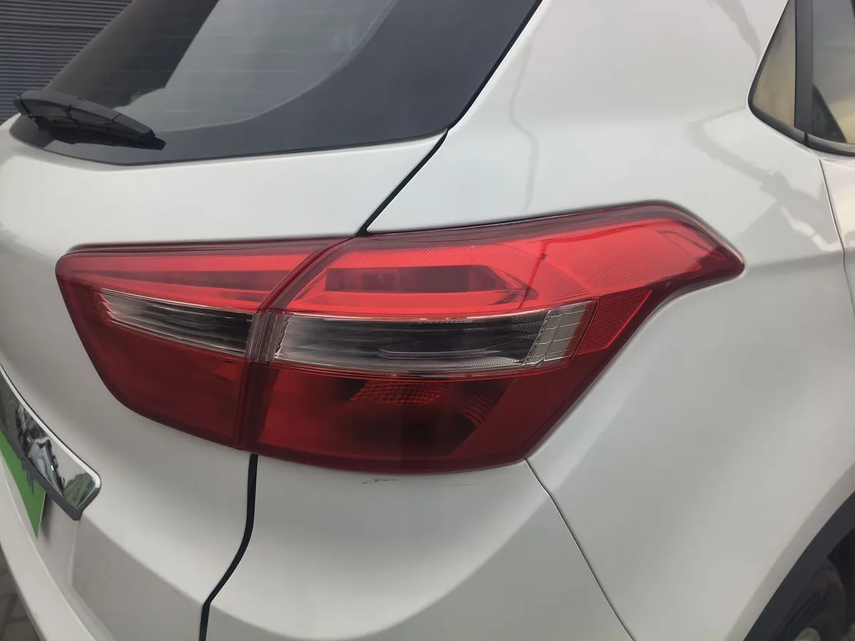 Hyundai Creta 1.6 Gls 4x2 Abs 2ab Mt 5p año 2017