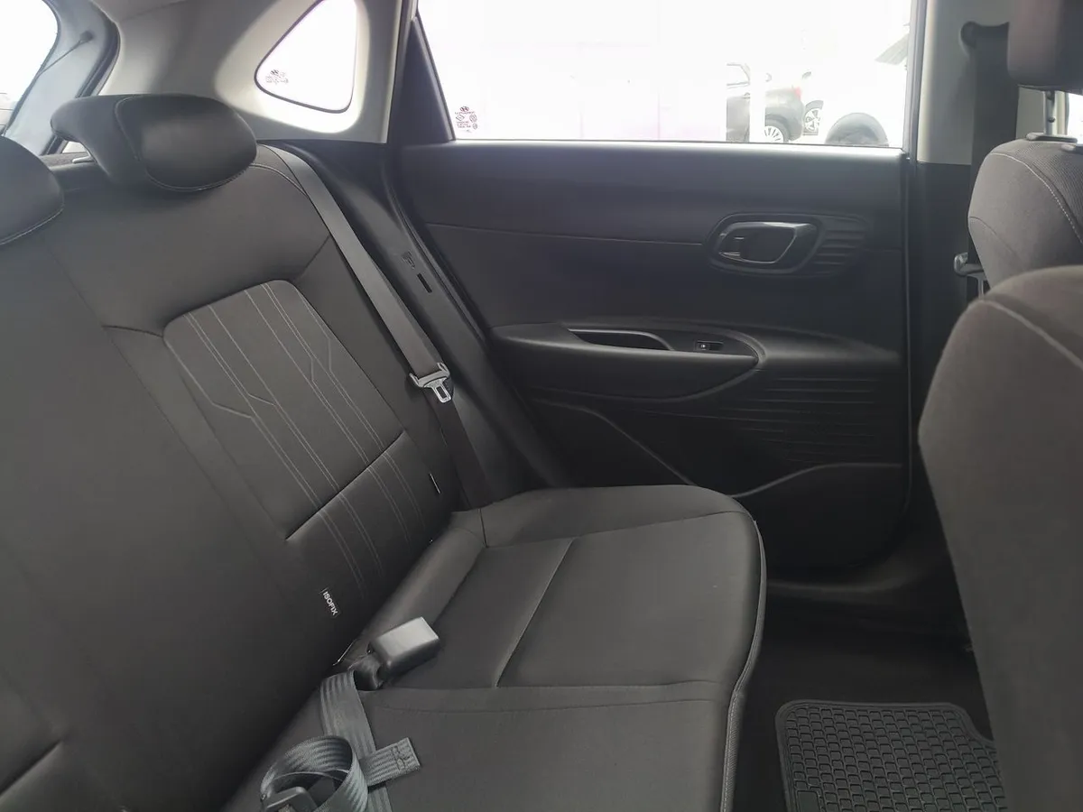 Hyundai I20 1.4 Value Bi3 4x2 Hb Mt 5p año 2022