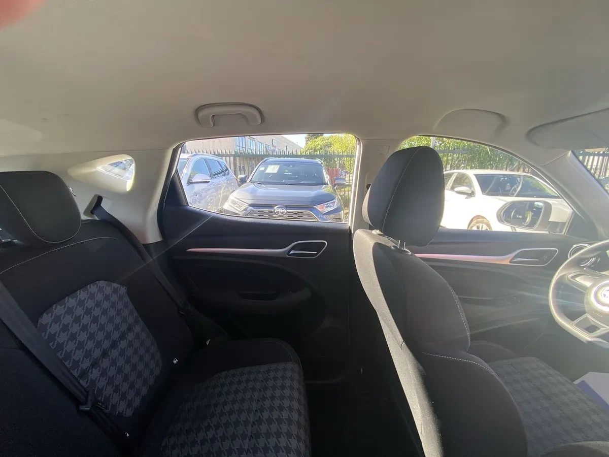 MG Mg Zs 1.5 Std 4x2 Mt 5p año 2024
