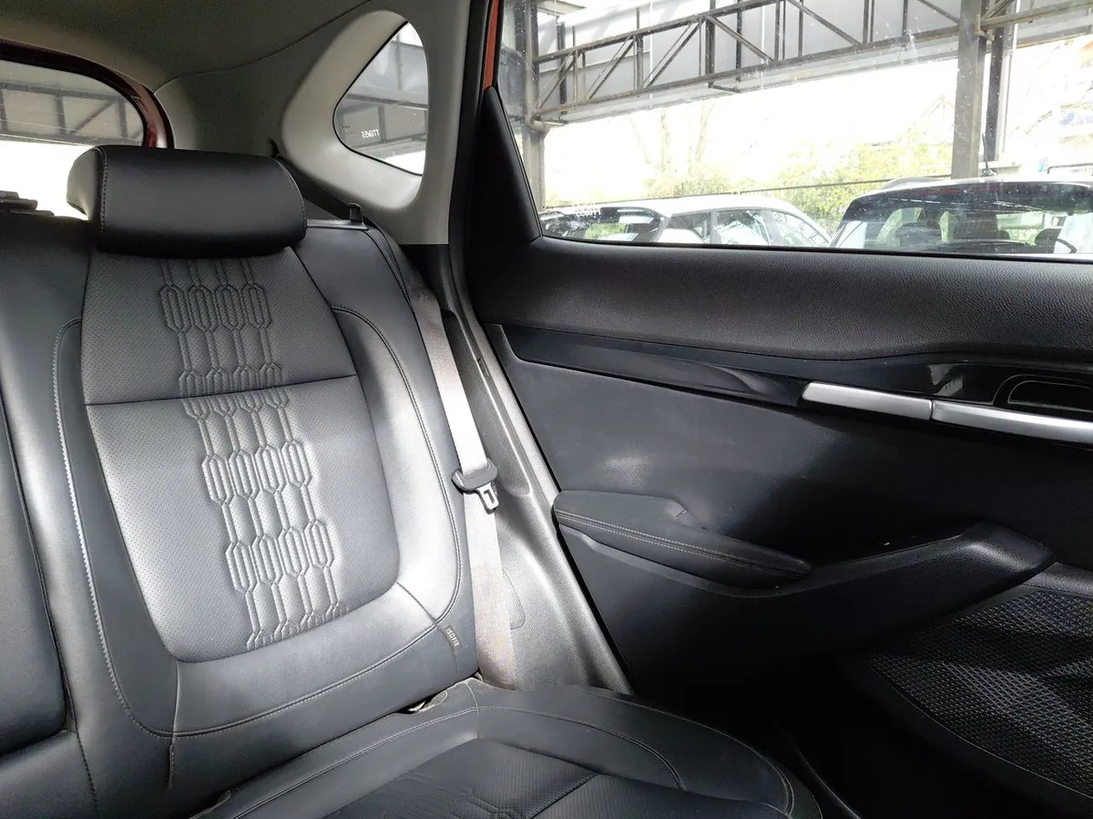 Kia Seltos 1.4t Gdi Ex Full 4x2 7dct At 5p año 2025