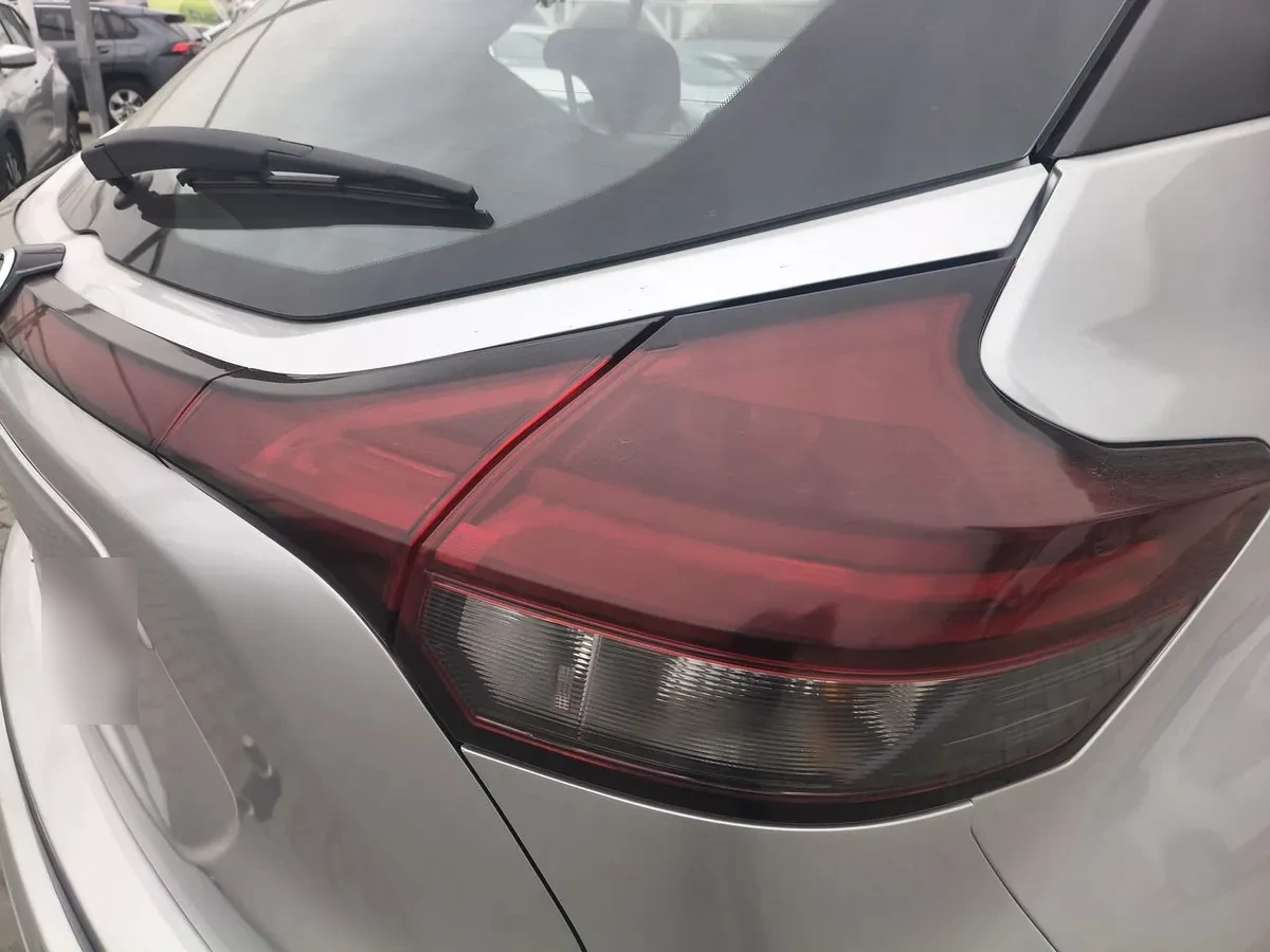 Nissan Kicks 1.6 Sense 4x2 Mt 5p año 2022