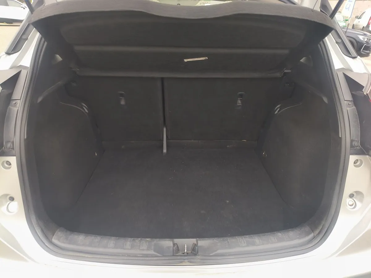 Nissan Kicks 1.6 Sense 4x2 Mt 5p año 2022