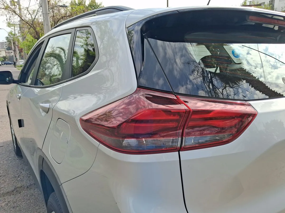 Chevrolet Tracker 1.2t Ltz P2 Fwd Mt 5p año 2023