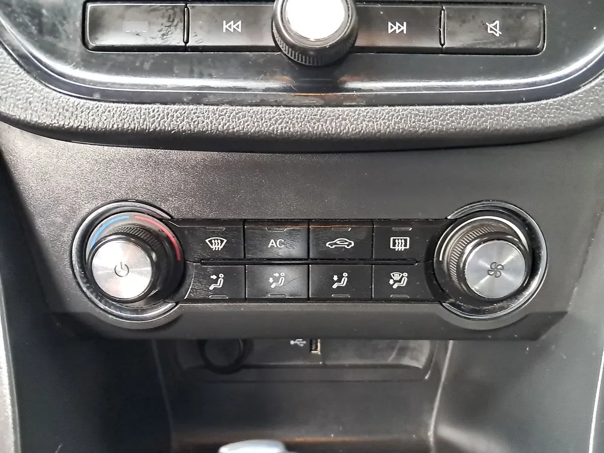MG Mg 3 1.5 Comfort 4x2 Hb At 5p año 2024