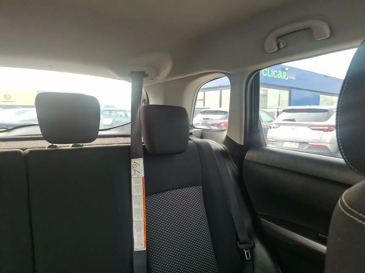 Suzuki Vitara 1.6 Glx 2wd Mt 5p año 2023