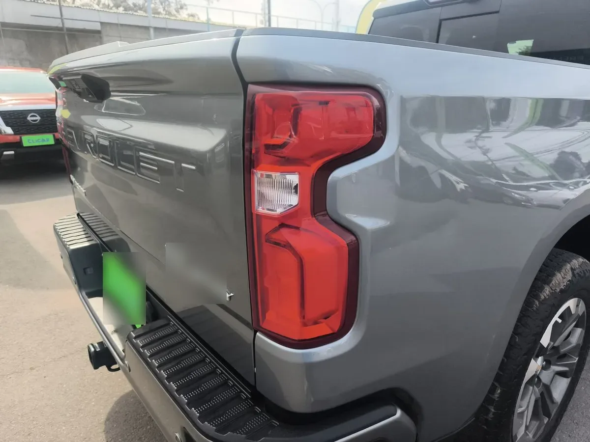 Chevrolet Silverado 3.0 High Country 4x4 At 4p año 2023