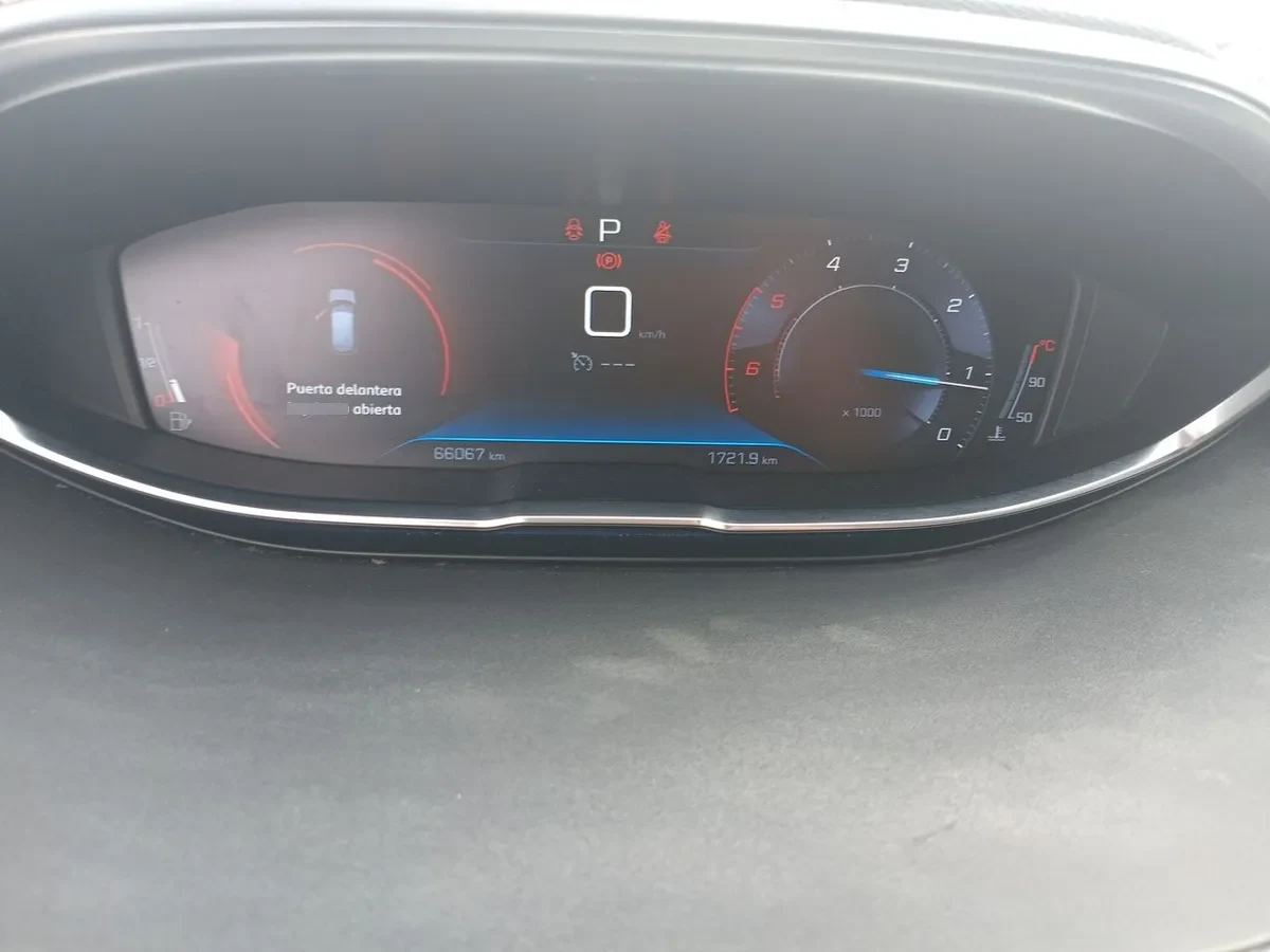 Peugeot 3008 1.5 Allure Bluehdi 4x2 130 Eat8 5p año 2020