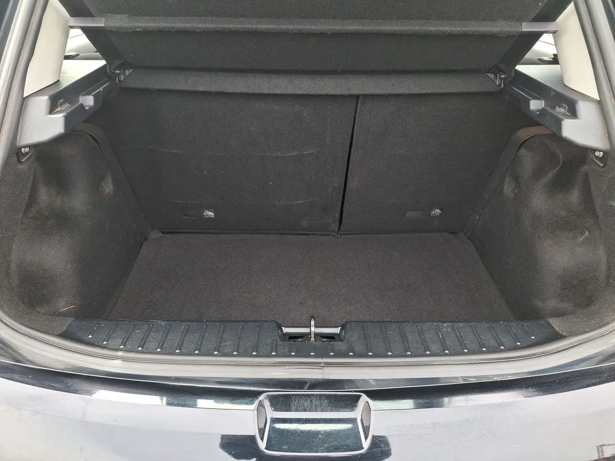 MG Mg 3 1.5 Std Plus 2wd Hb Mt 5p año 2025
