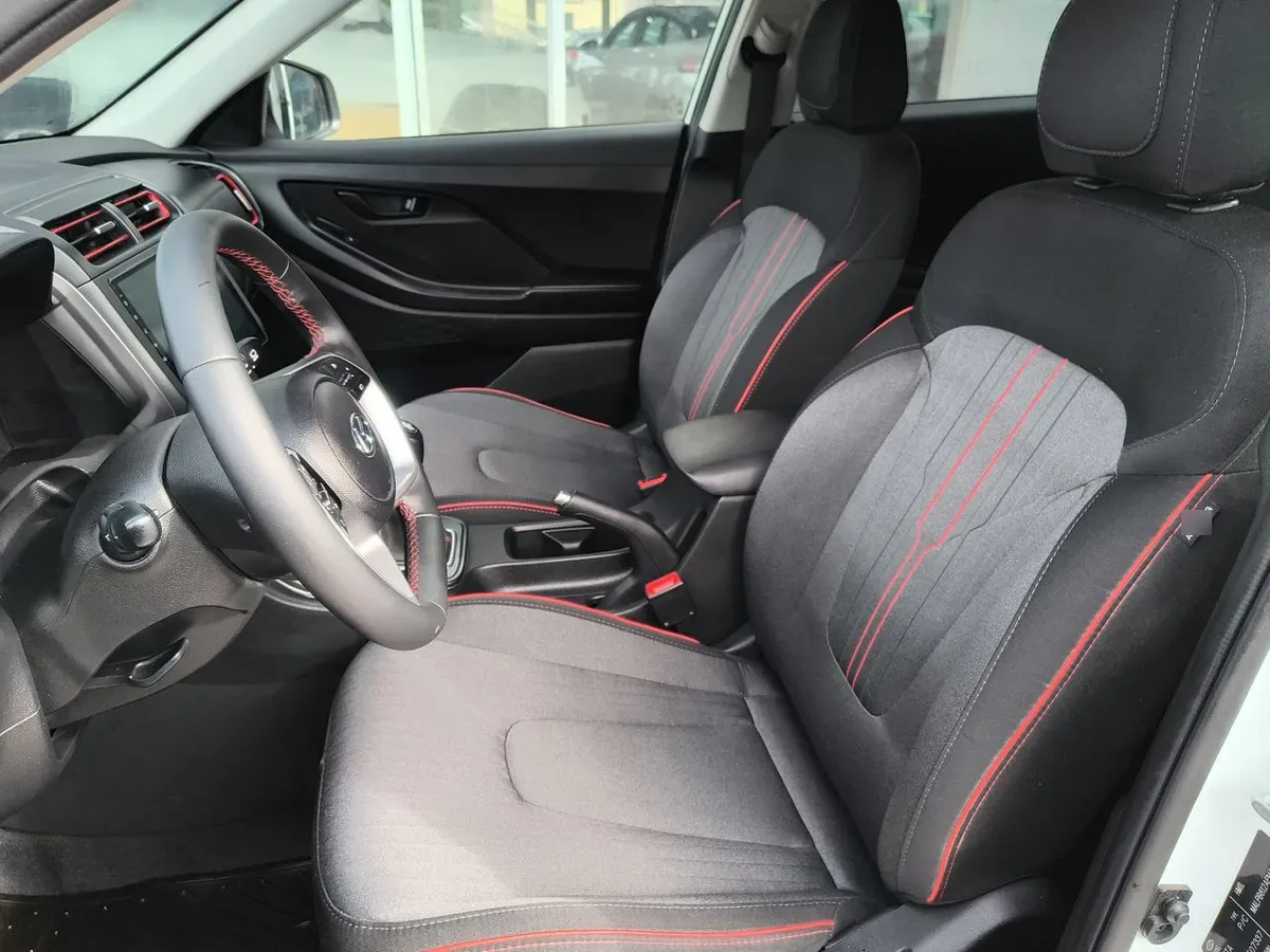Hyundai Creta 1.5 Value Su2i 4x2 Mt 5p año 2024