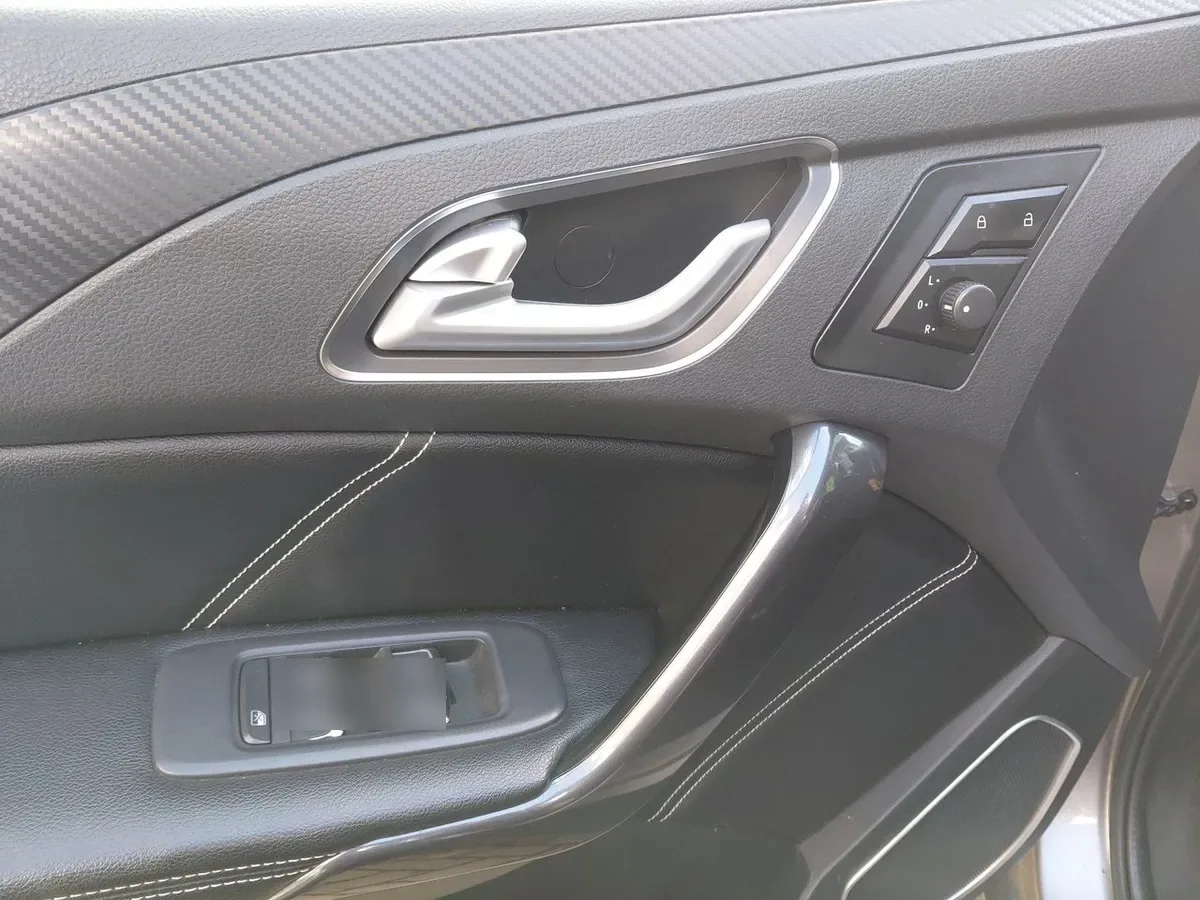 JMC Vigus 2.4 Plus Diesel 4x4 Euro5 Mt 4p año 2023