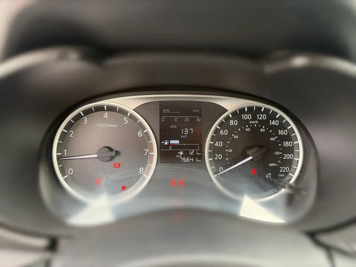 Nissan Versa 1.6 Sense 4x2 Mt 4p año 2023